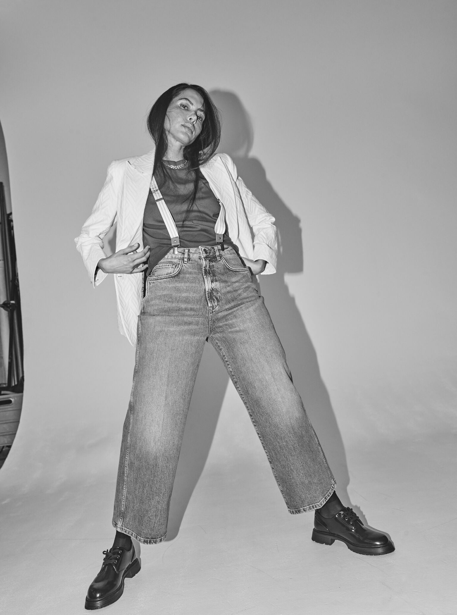 Modelshot / Grey Denim / Detail